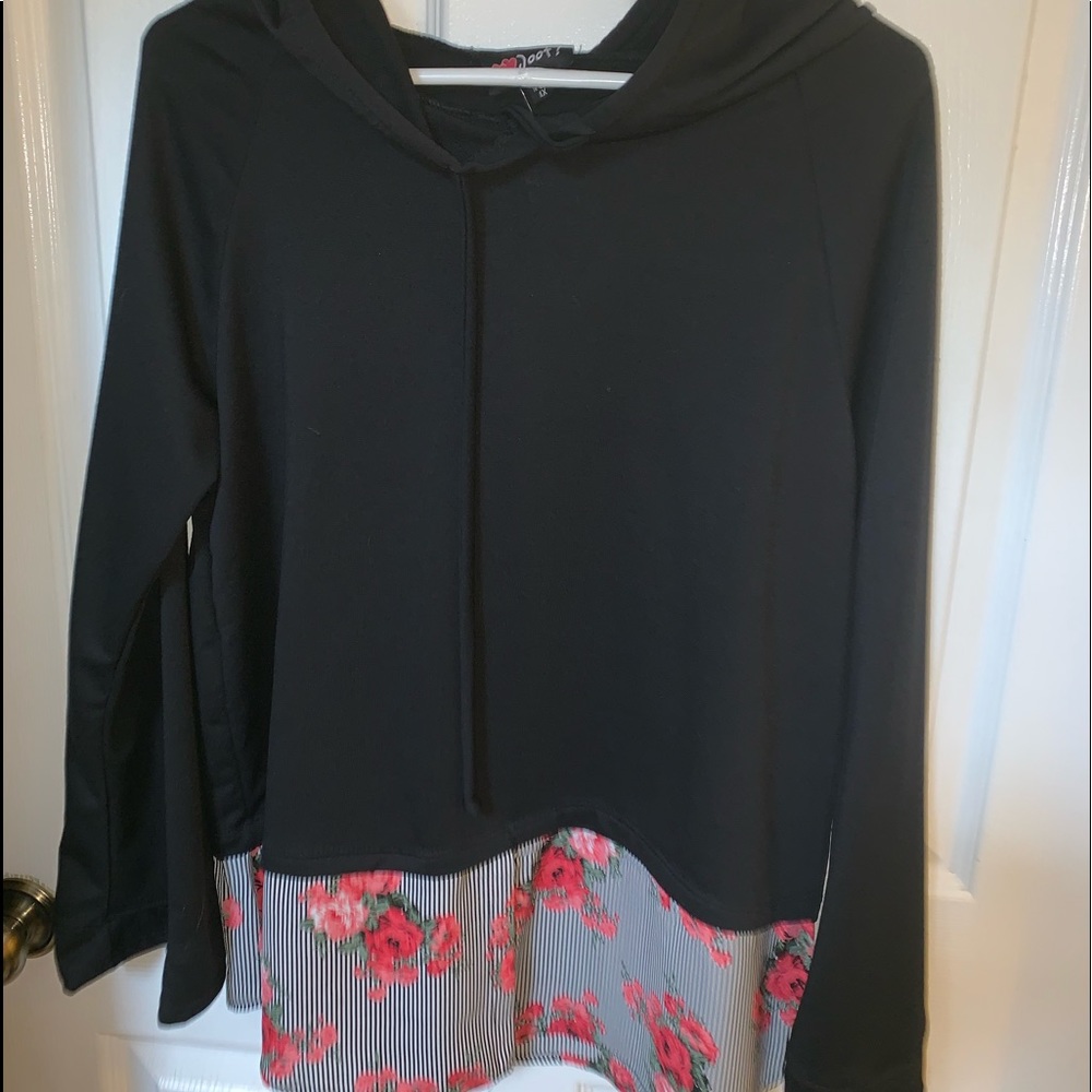 Long sleeved top